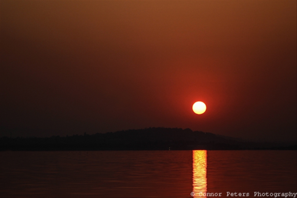 Sunrise over Hartbeespoort Dam