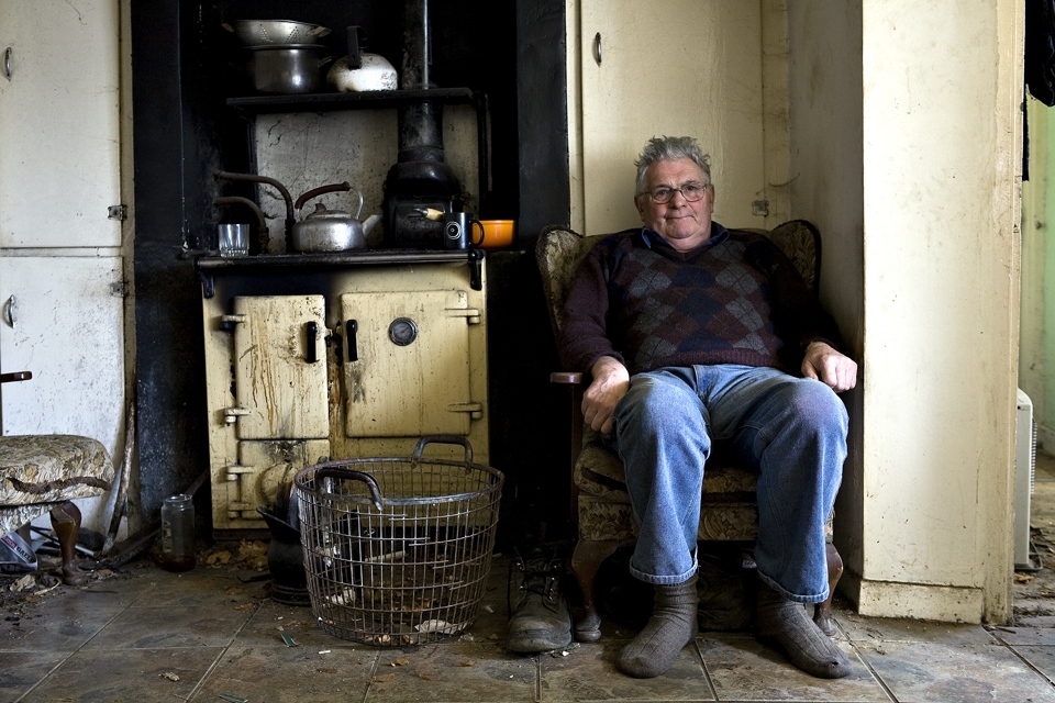 As Peter Cullen (cattle and sheep farmer) relaxes in his favourite chair he tells me what life was like when he was a ‘young fella’. “It was a three mile walk to school which was done in their bare feet from April through to Sept. In them days school bags were made out of a sack with a string to carry it across your shoulder. Many kids didn’t stay in school for very long, most children coming from a farming community would leave at the age of 13 or 14 to start farming.”