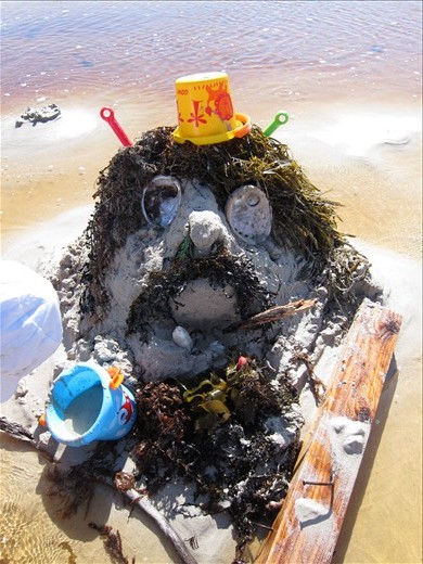 TA da! The sand monster finished