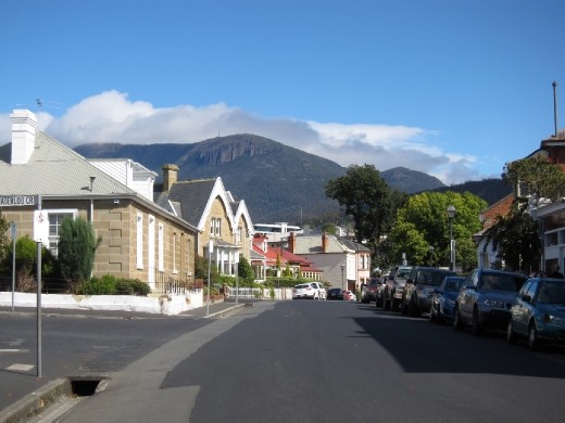 Sunny Sunday morning wander up to the delightful Battery Point.  Mount Wellington peeked out from behind the clouds too.   