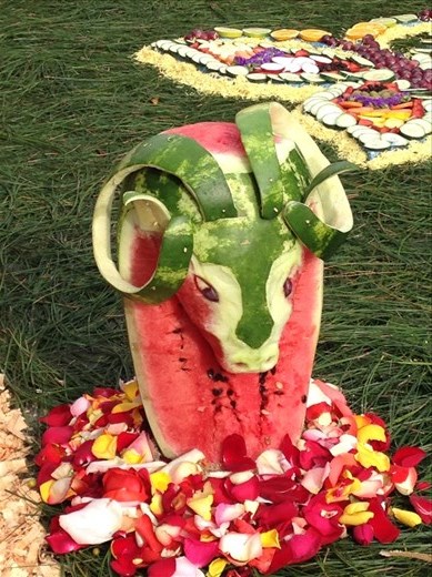 My apologies that some of the pictures are not rotated correctly. The Internet connection is not strong enough to rotate them correctly. 