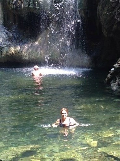 Finca Paraiso..a hot water fall 