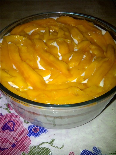 The finished product on a circular dish.