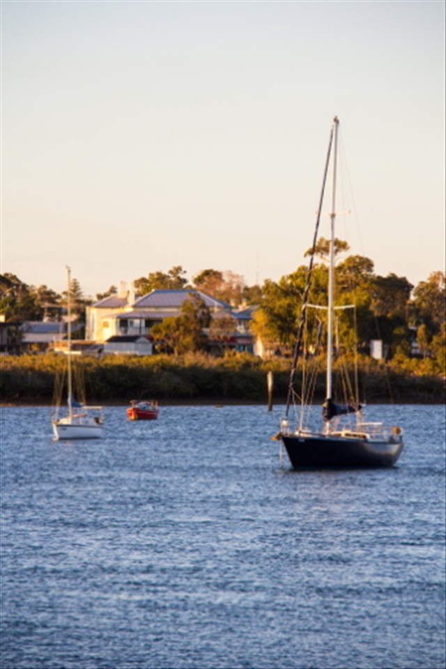 Historic Augusta Hotel on the west side of Port Augusta, overlooking the water