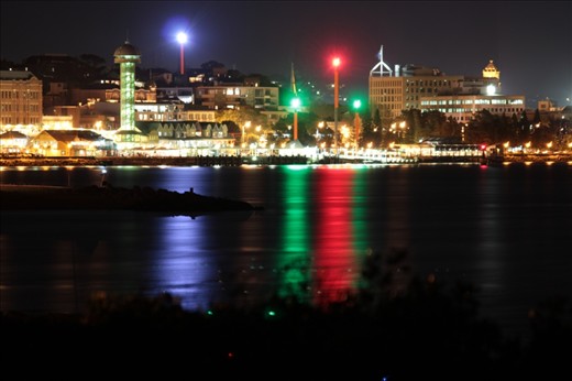 a night shot of Newcastle harbour showing its beauty developed around industry. Canon EOS600D EF-S 55-250mm, 30sec, f/5.6 ISO100. slight cropping to straighten.
