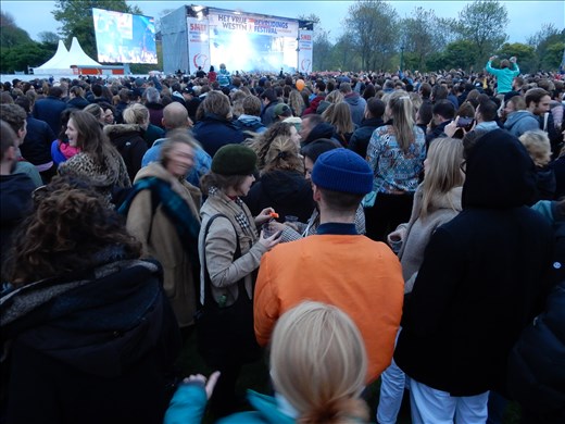 A day after paying respects to the victims and fallen soldiers of World War II there is a national party to celebrate freedom on Liberation Day. Free concerts at Westerpark. 
