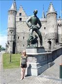 The oldest building in Antwerp is a mid evil fortress called Het Steen. A statue near the entrance is a Flemish folkloric character called De Lange Wapper. He had the ability to shape shift and make himself tall and play tricks on people. : by danidawnandstevo, Views[544]