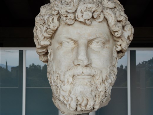 Went to a museum. Heads on one side, bodies on the other. This is the head of 
Aillius Verus. 