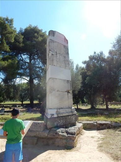 Base of Paeonios' Victory. Using your imagination was required. When that failed we went to the museum. 