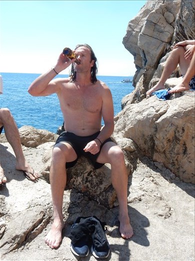 And a beer at the Buza Bar. 