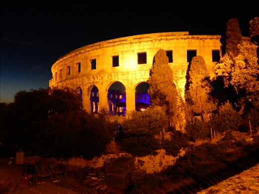Pula Arena in Pula Croatia. It's the only remaining amphitheater to have all three towers and all three Roman architectural orders entirely preserved. The arena is still used today for concerts. Two Cellos played earlier this month and we had a chance to see Sting but who wants to see Sting. The music he's created over the years I don't really listen to it, but the fact that's he's been making it for years - I respect that. 