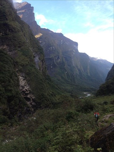 Making our way back through the valley from Annapura Sanctuary. 