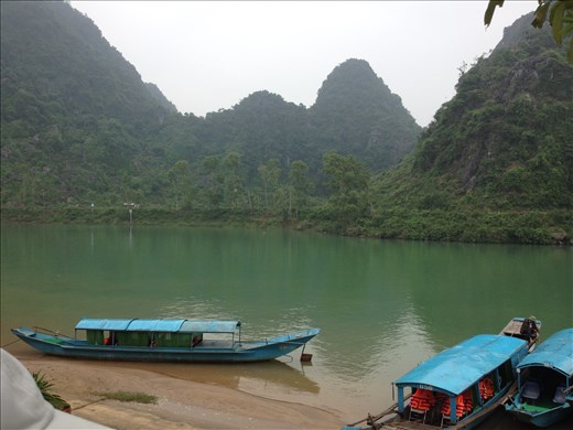 Arrived in Phong Nha-Ke Bang National Park for a 40 minute boat ride to visit Phong Nha Cave. 