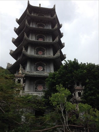 Caves, tunnels and Buddhist Sanctuaries can be found within the mountain. 