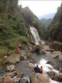 Tourists can rent the traditional costumes and take photos around the town. : by danidawnandstevo, Views[327]