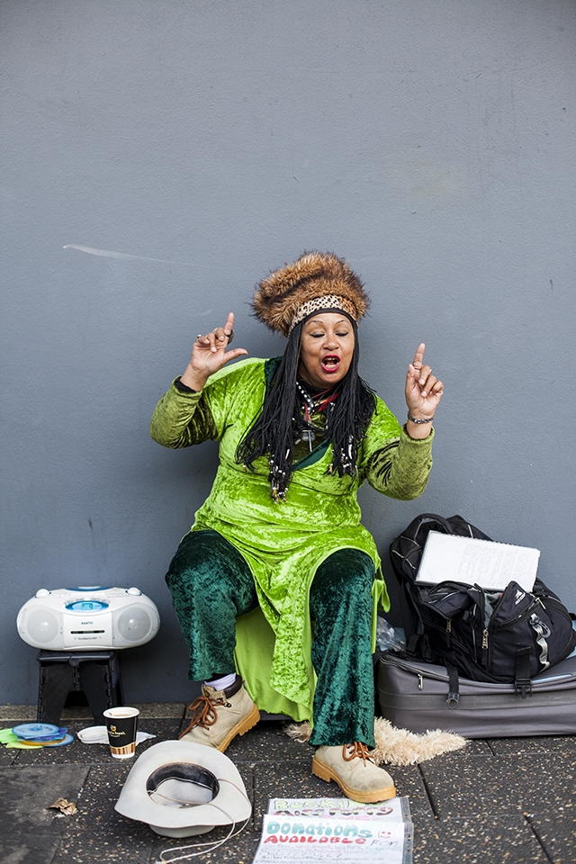 Fremantle has since become a cultural hub in Western Australia. Street performers are a part of daily life. Miss Poppy an immigrant from New Zealand sings reggae songs to make a living ,albeit out of tune.