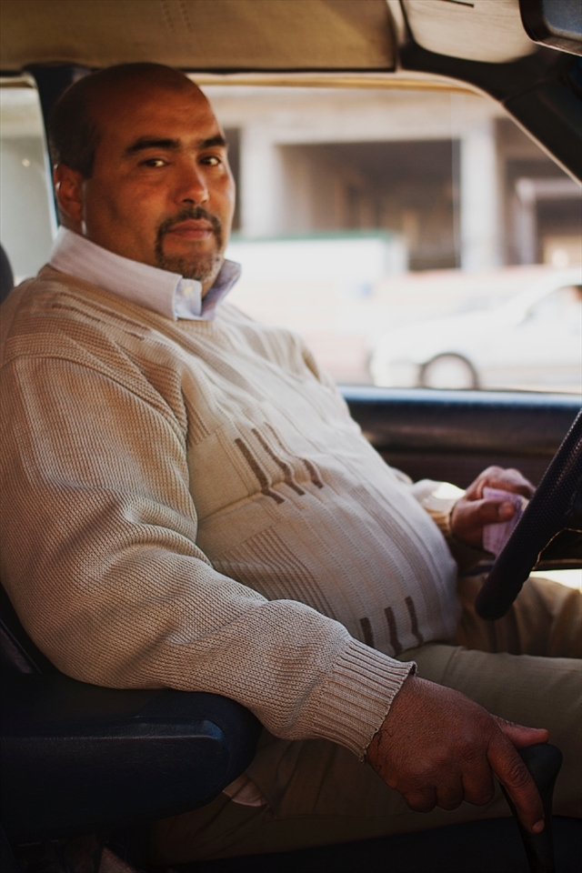 Taxi drivers Moroccans are very numerous. Often you have to haggle over the price of the taxi ride to not pay big bucks.