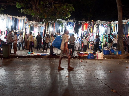 The impersonal supermarket is not the usual location to get your groceries in Mumbai. Here the market place is still very much alive, a crowded and busy meeting place, where neighbors shake hands and personal exchanges ties bonds between strangers.