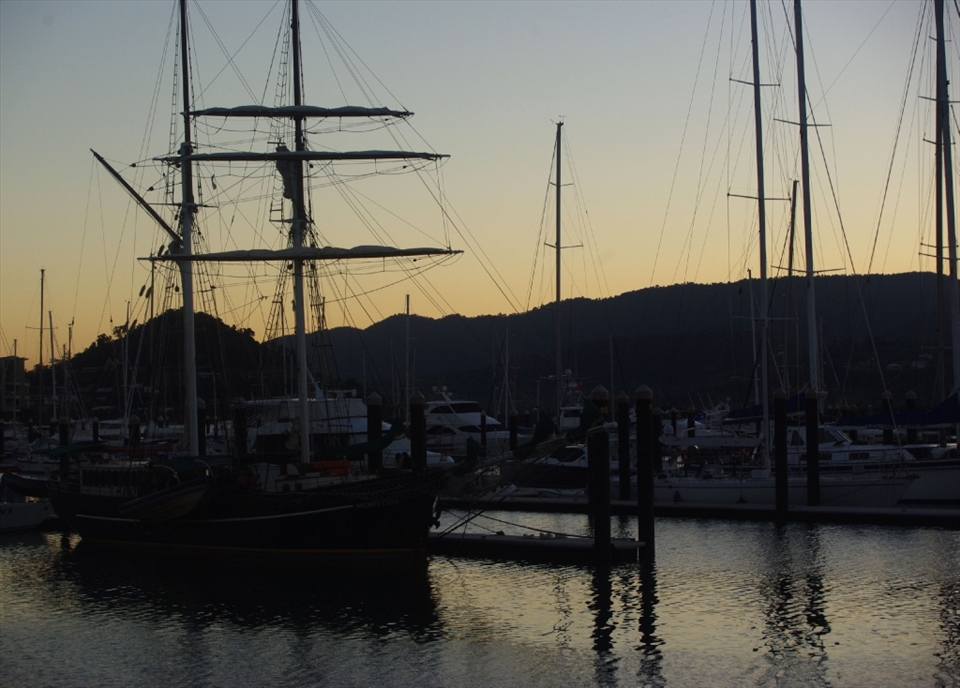 An evening on the docks.