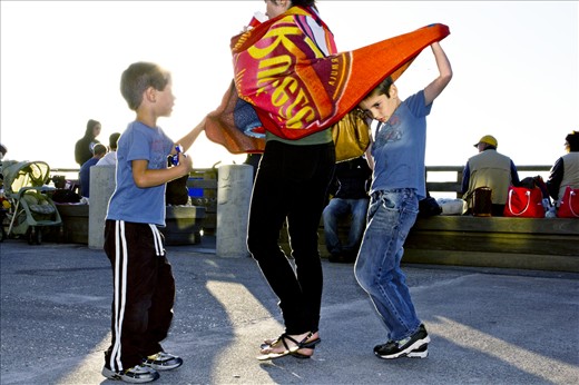 seeking attention - american family celebrating 4th of july, San Francisco 