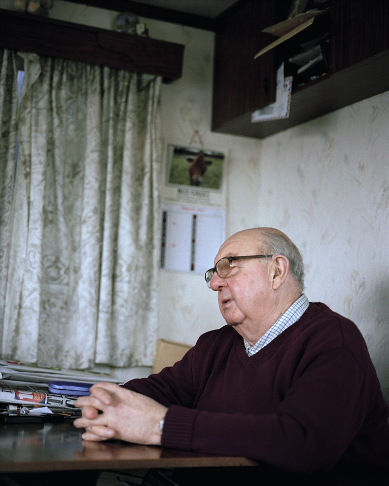 When I first met 72-year-old Leonard he was dealing with 
the loss of his mother, whom he had lived with all his life. Finding himself thrown into an unfamiliar situation, he was learning to live on his own while dealing with the ins and outs of domesticity for the first time in his life. 

 Since his mothers passing Leonard has moved back to the farm where he was born, now owned by horticultural machinery specialist Ron Greed, whom Leonard has worked for all his life. Although he is well into his retirement years Leonard still enjoys performing odd jobs around the farm while enjoying his own company and reminiscing of times gone by.

Leonard is a fascinating individual, full of stories and knowledge, his home represents a landscape of his memories and past life. I would often find myself listening intently as he recalled his life stories, making the occasional frame when I felt necessary.
