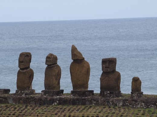 Hanga Roa - Tahai Archaelogical complex