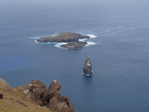 Orongo ceremonial village - islands of moyu nui, motu iti & motu kao kao