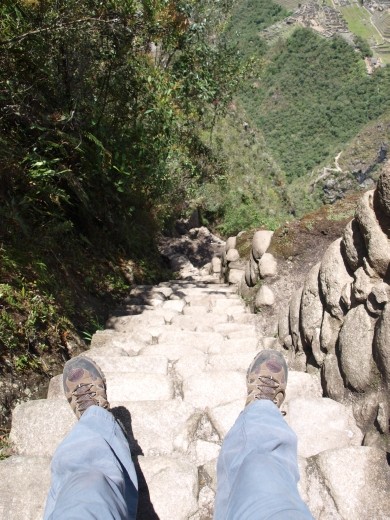 Machu Picchu - Ince steps down from Wayna Picchu