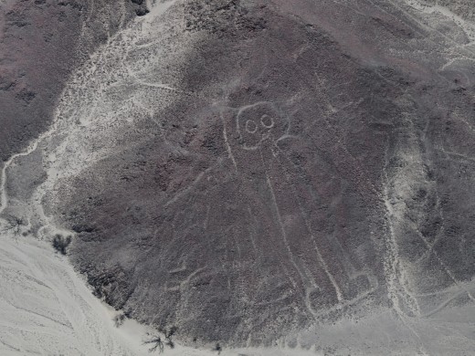 Nazca - Nazca Lines - priest/astronaut