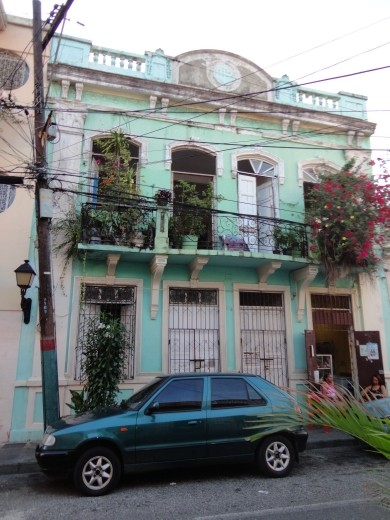 Random colonial buildings