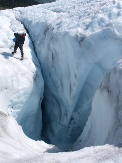 Ice Hiking on Root Glacier 