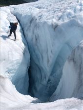 Ice Hiking on Root Glacier : by dannygoesdiving, Views[332]