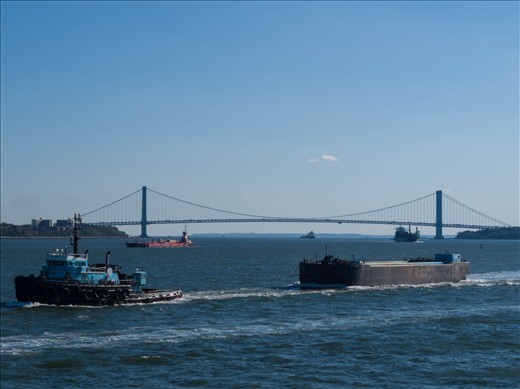 Daily life on the Hudson river