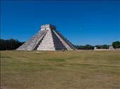 Chichen Itza - El Castillo: by dannygoesdiving, Views[391]