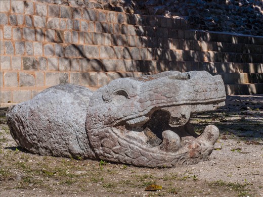 Chitchen Itza - Temple of the Jaguars
