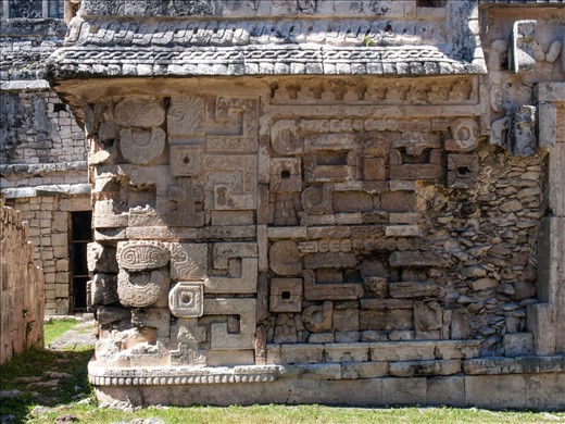 Chitchen Itza - Nunnery