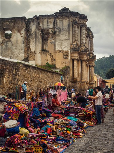 Antigua - El Carmen market