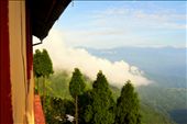 A VIEW OF THE GREAT HIMALAYAN RANGE FROM A HOTEL BALCONY.: by darjeeling_decoded, Views[725]