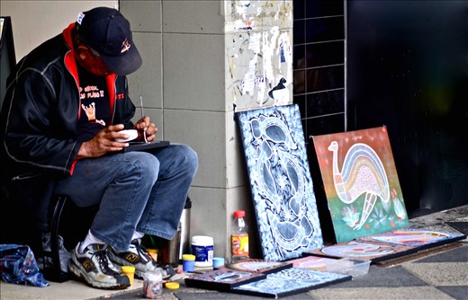 That was fun now for a coffee. But had to stop and have a look at a True Artist at work, this guys street artwork was and inspiration. Aboriginal art is so different and interesting. Quick photo and off for coffee. 