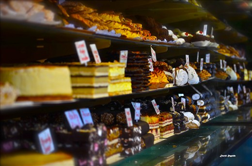 Hang on! Can't be in stkilda on a Sunday afternoon and not see the amazing and delicious cakes just waiting in the windows of shops for a hungry tummy and what better treat with a strong long black coffee. Hmmm best in australia vanilla slice in the window,I'll be the judge of that thanks.  