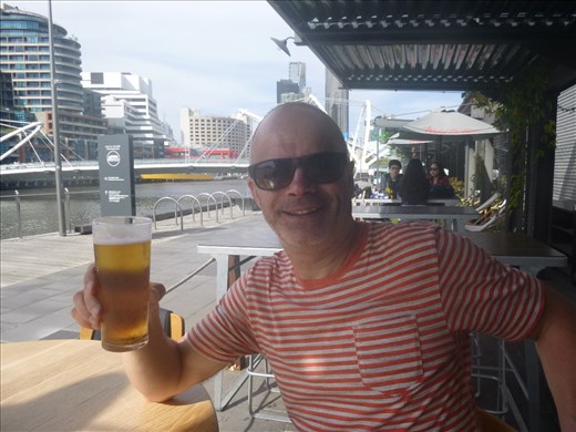 beer o'clock happy hour style with schooner of beer