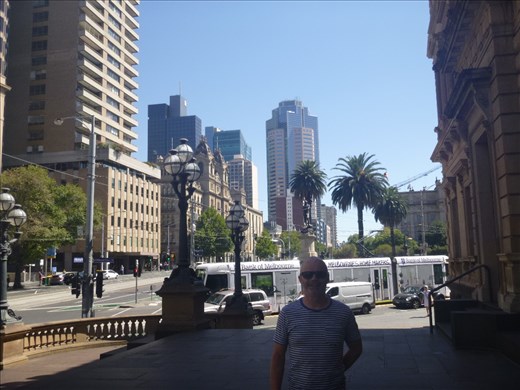 outside treasury house