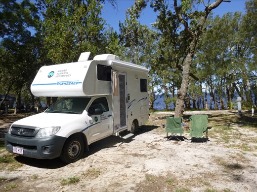 What a great pitch next to the lake though! 