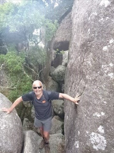 climb up cathedral rock