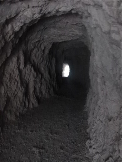 tunnel on the gorge walk