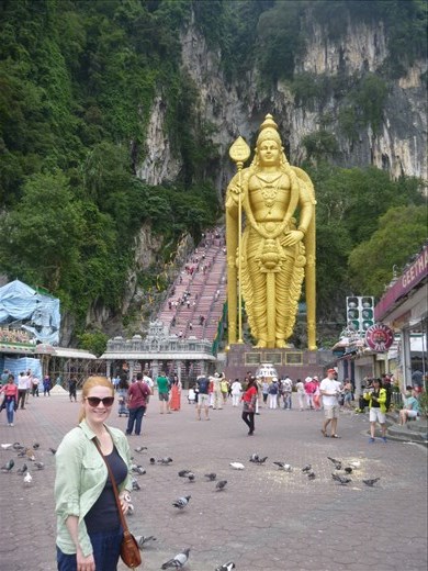 huge hindu god statue and steps up to shrine