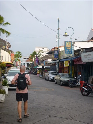 walking through little India