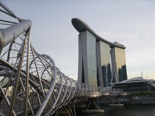 An finally, the iconic marina bay hotel with helix bridge in front