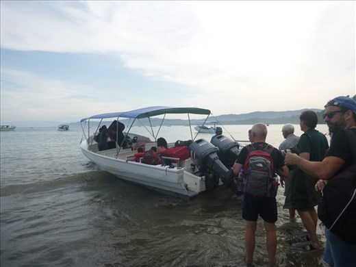 Getting on the boat back to Sierpe, all calm!
