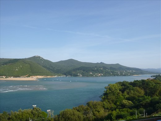 Mundaka estuary